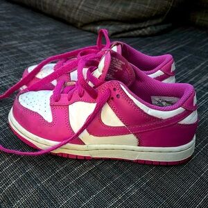 Girls Nike Dunks